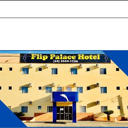 Flip Palace Hotel Buriti Alegre Dış mekan fotoğraf
